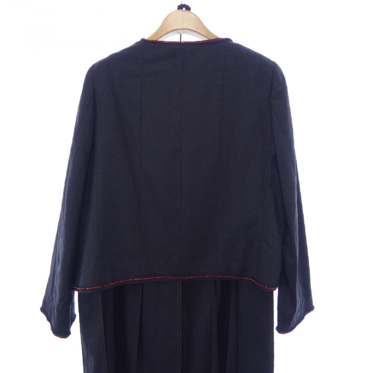 【ヴィンテージ】シャネル CHANEL P16648V09224 00A スーツ