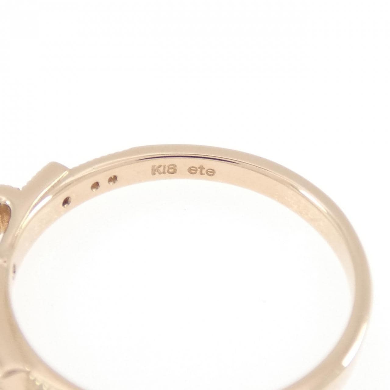 エテ リボン ダイヤモンド リング 0.11CT