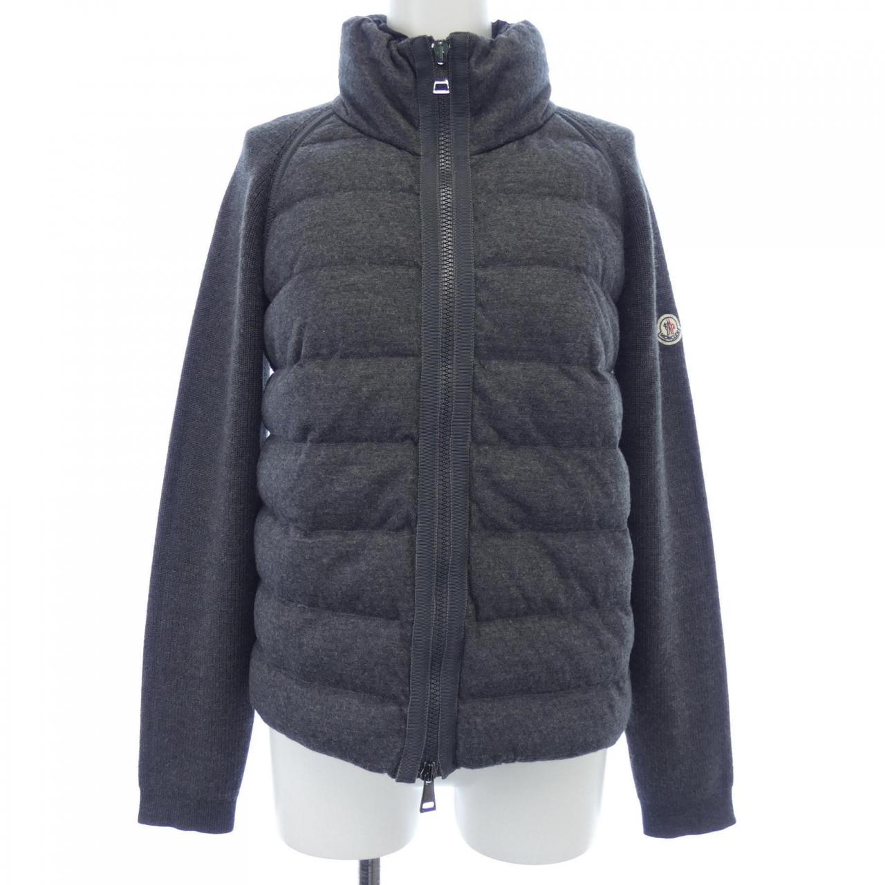 モンクレール MONCLER ダウンジャケット