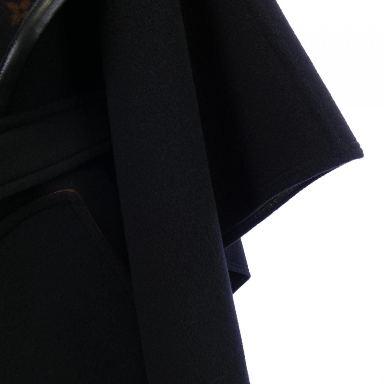 ルイヴィトン LOUIS VUITTON FJCO13YCV ケープ