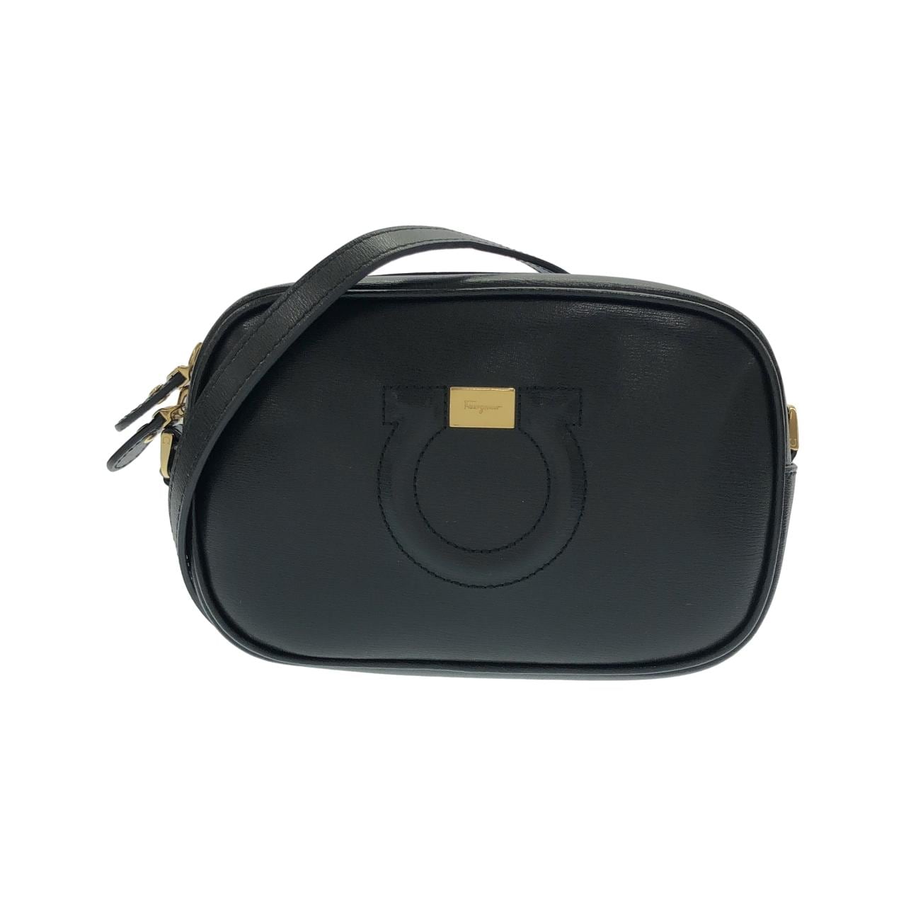 サルヴァトーレフェラガモ CITY 21 H006 ショルダーバッグ