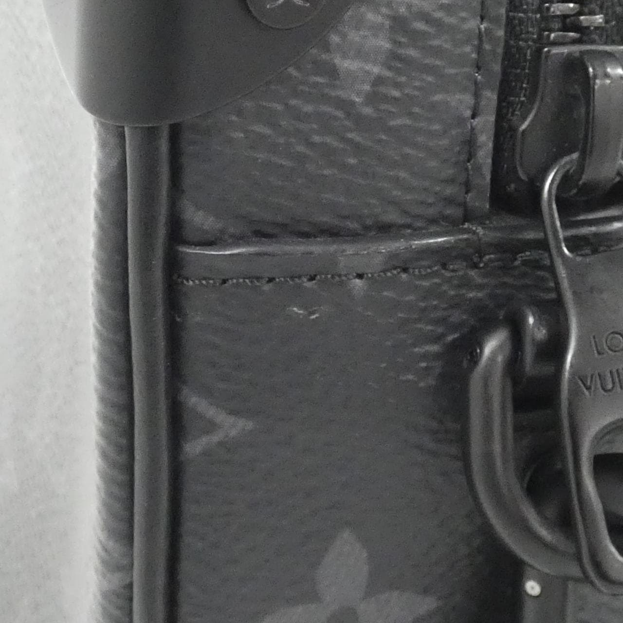 ルイヴィトン モノグラム エクリプス ミニ ソフトトランク M44735 ショルダーバッグ