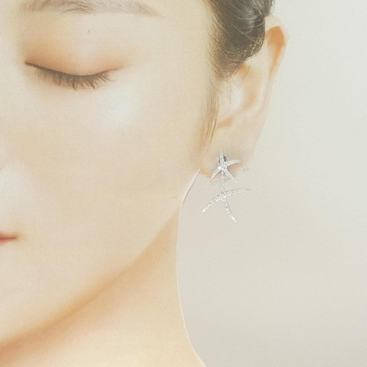 K18WG キュービック ピアス