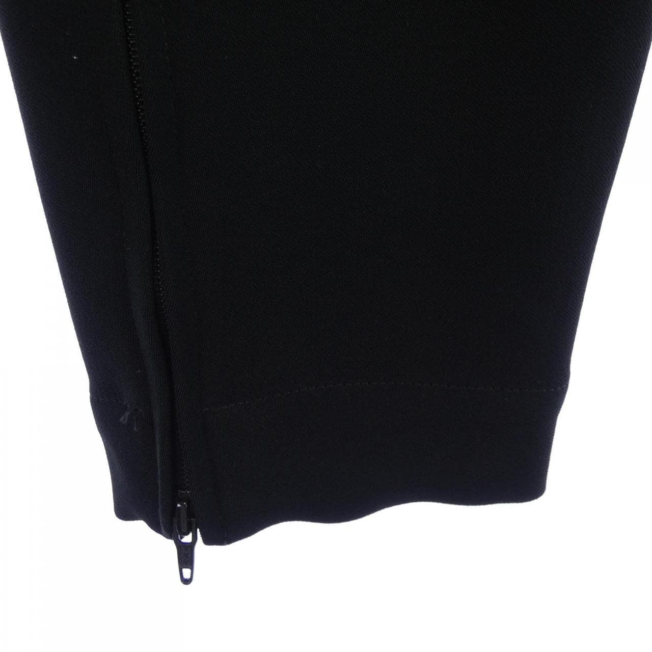 イッセイミヤケ ISSEY MIYAKE IM64FF537 パンツ