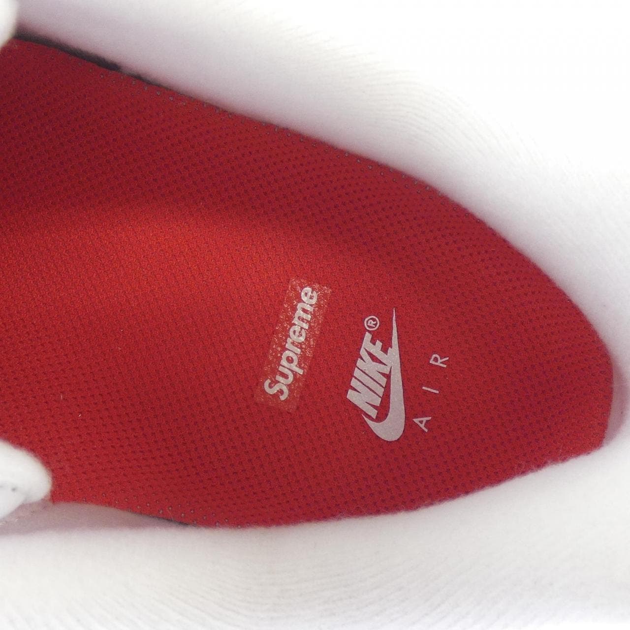 ナイキシュプリーム NIKE×SUPREME HF8818-100 スニーカー