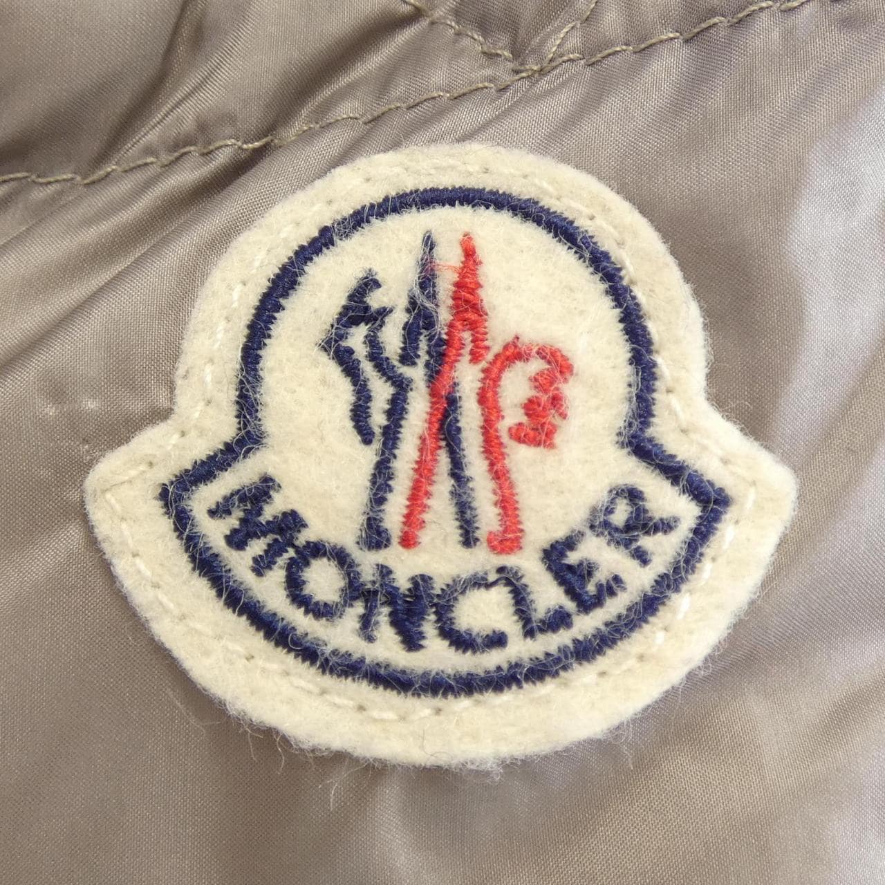モンクレール MONCLER BRADFORD ダウンジャケット