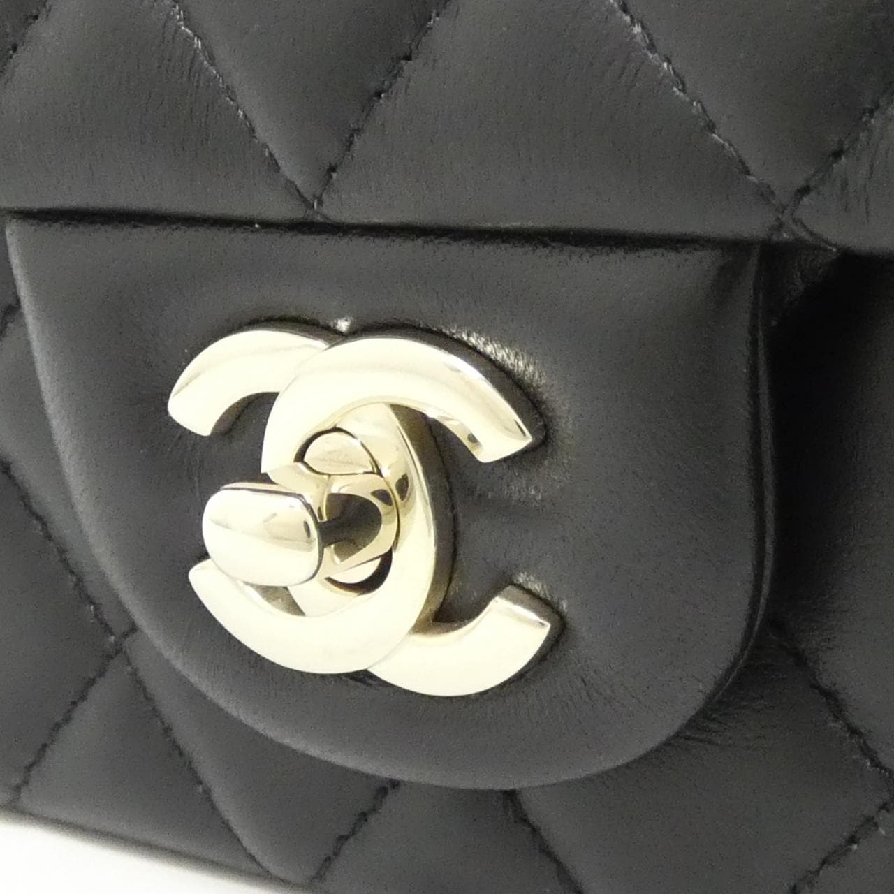 シャネル 69900 ショルダーバッグ