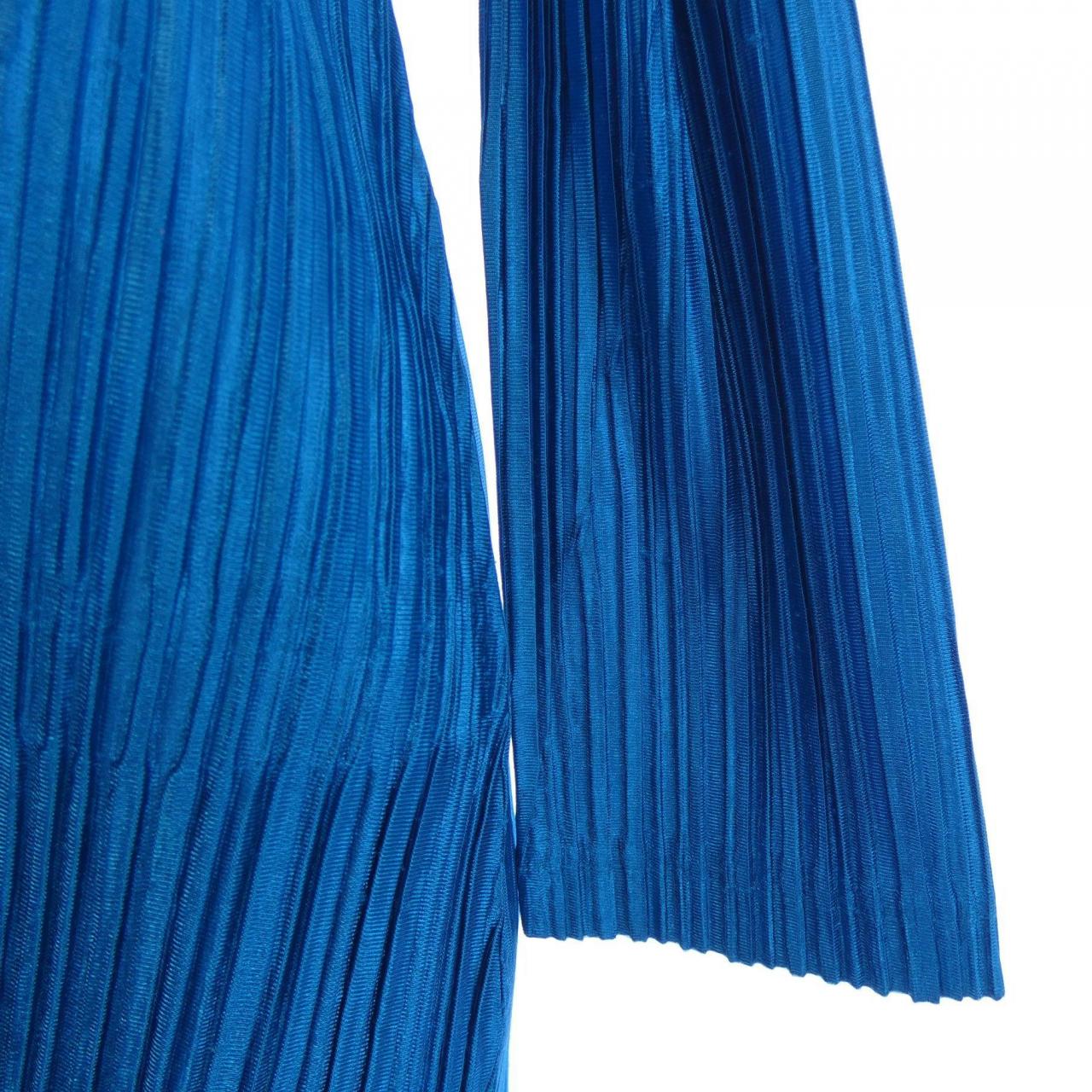 百褶PLEATS PLEASE連衣裙