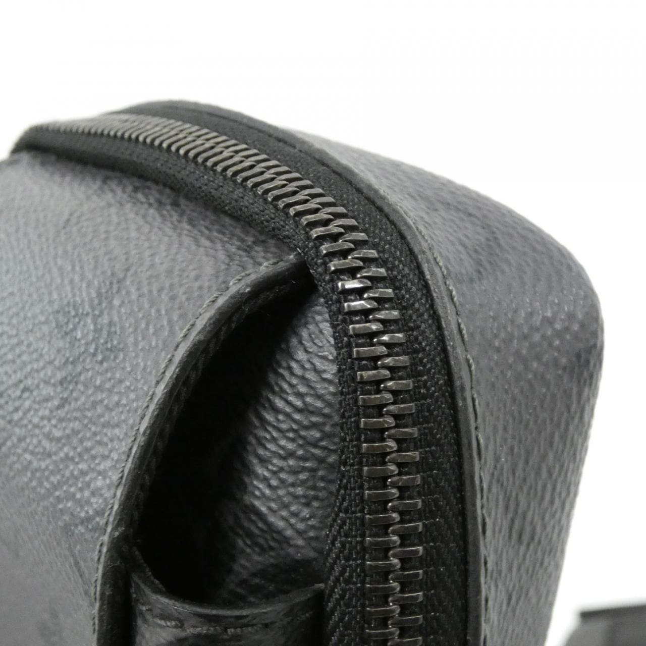 ルイヴィトン モノグラム エクリプス リバース ダブル フォン ポーチ M81321 ショルダーバッグ