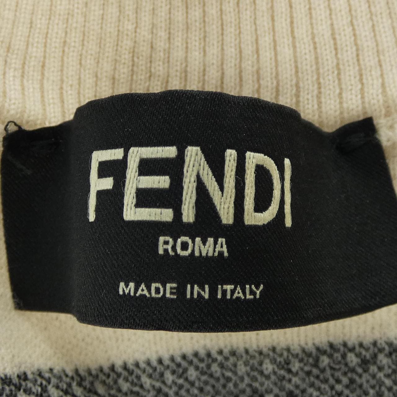 フェンディ FENDI FZC464 AIB6 カーディガン