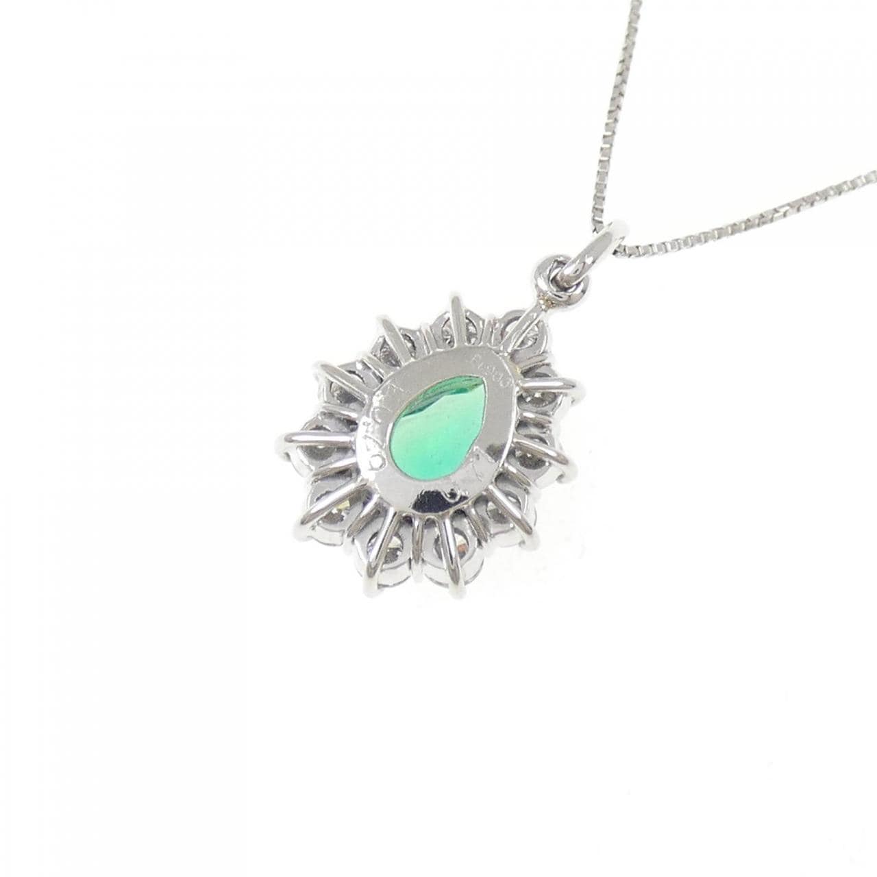 PT900/PT850 エメラルド ネックレス 0.79CT