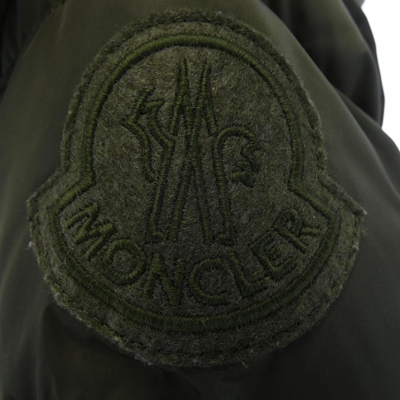 モンクレール MONCLER ALOES ダウンジャケット