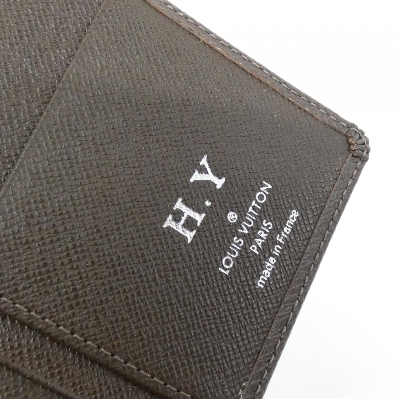 LOUIS VUITTON Taiga Portefeuille Brazza M32578 钱包