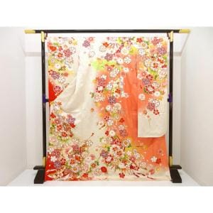 【未使用品】振袖　友禅金彩加工　刺繍入りボカシ染