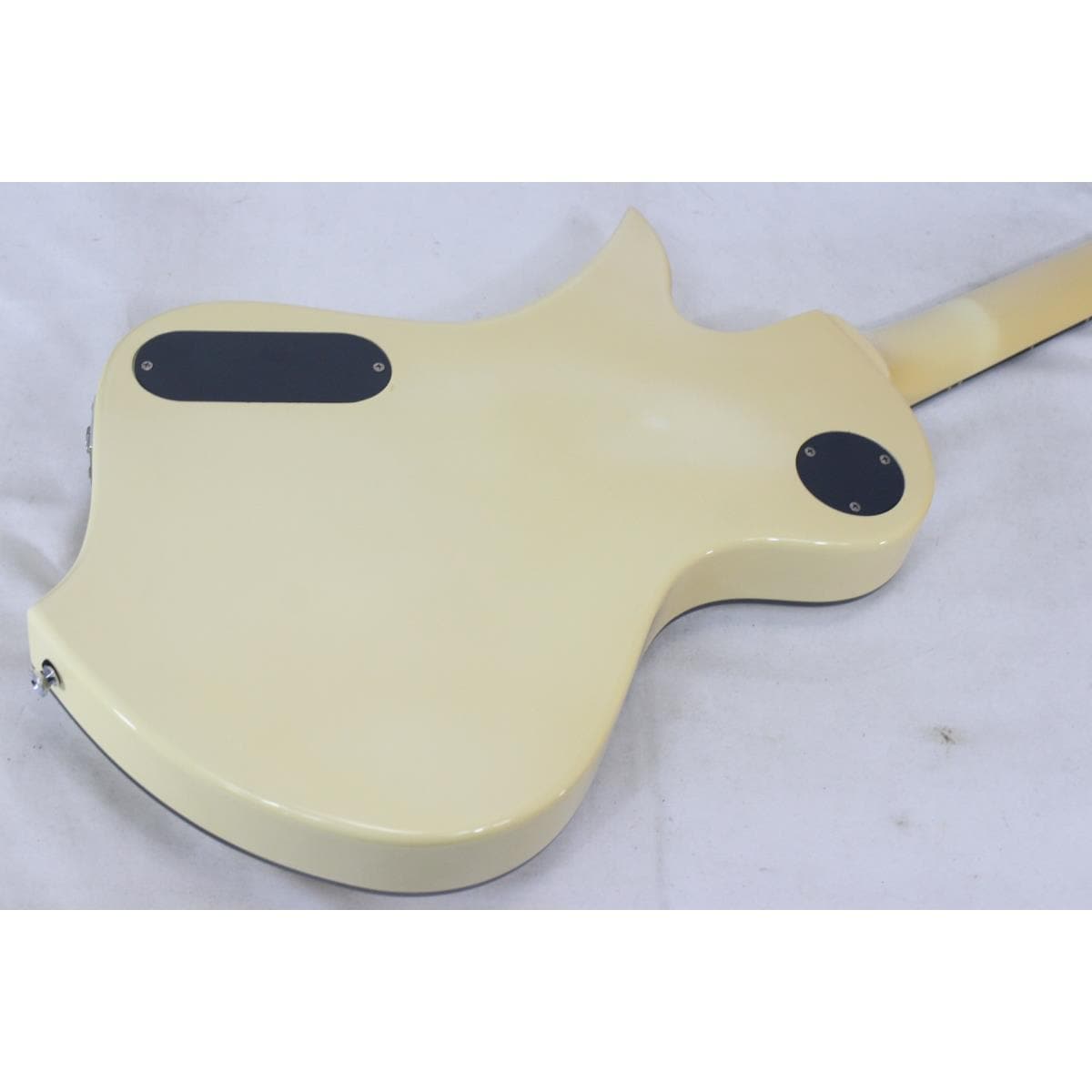 ＦＥＲＮＡＮＤＥＳ　　ＲＡＶＥＬＬＥ　ＳＴＡＮＤＡＲＤ