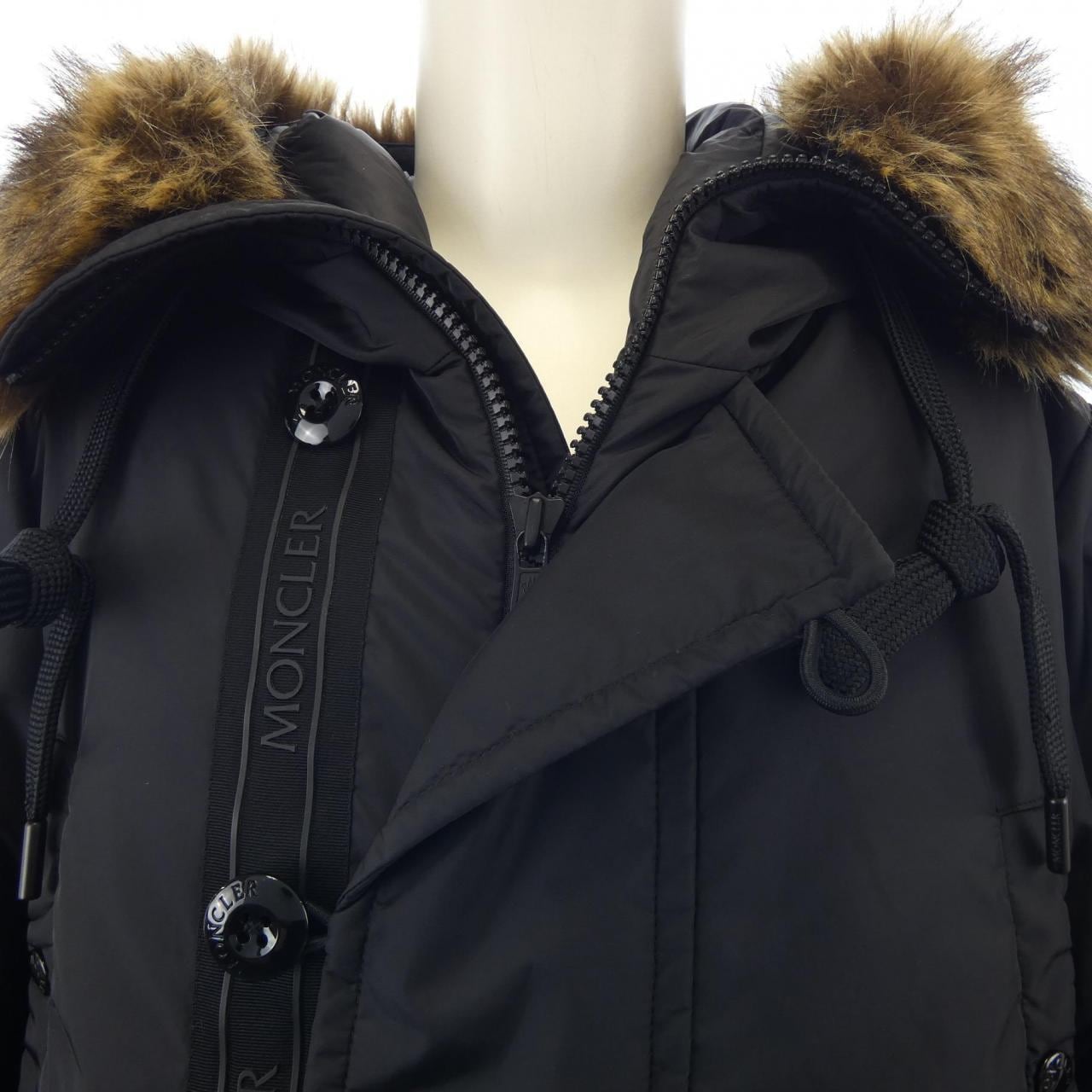 モンクレール MONCLER AJA ダウンコート