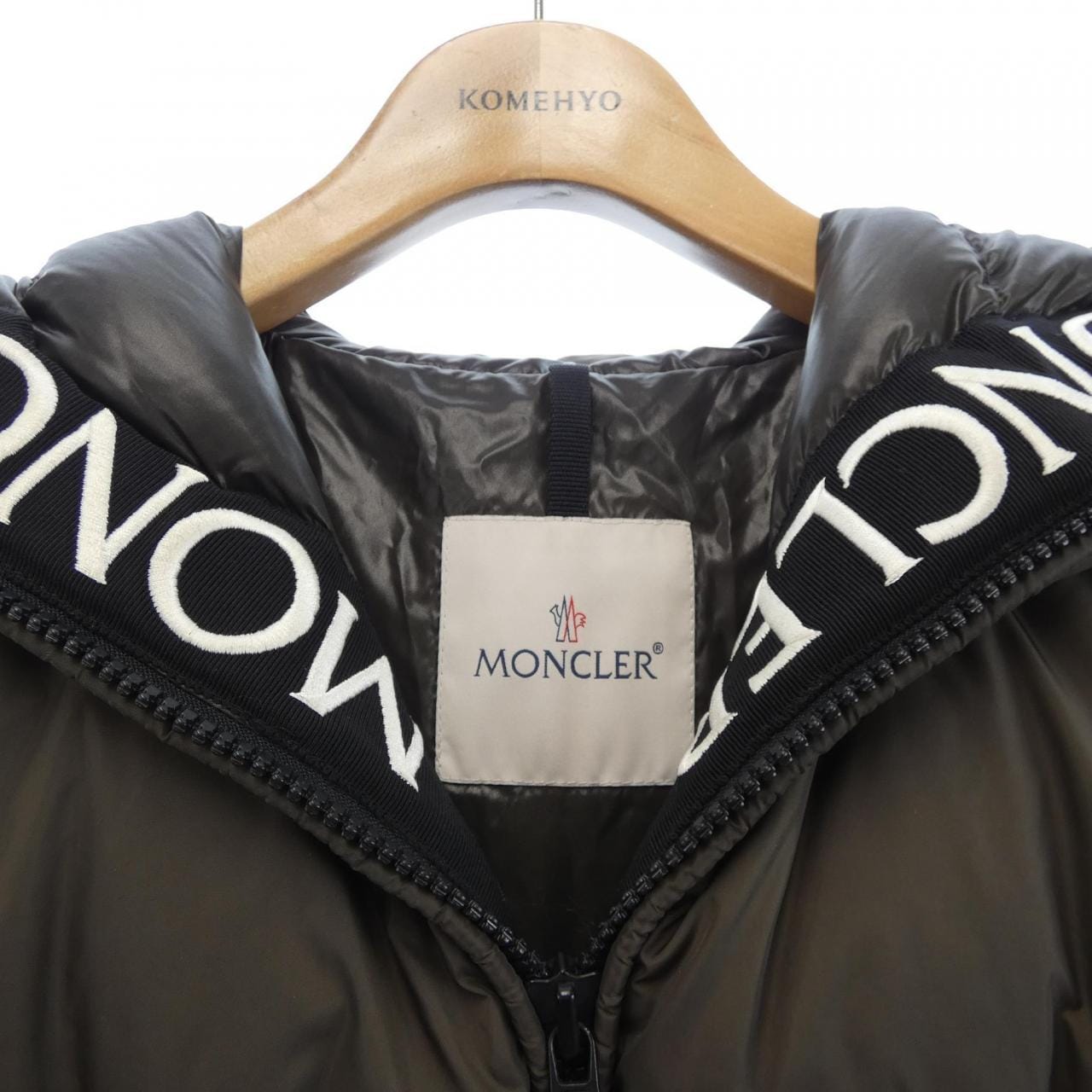 モンクレール MONCLER MONTCLA ダウンジャケット