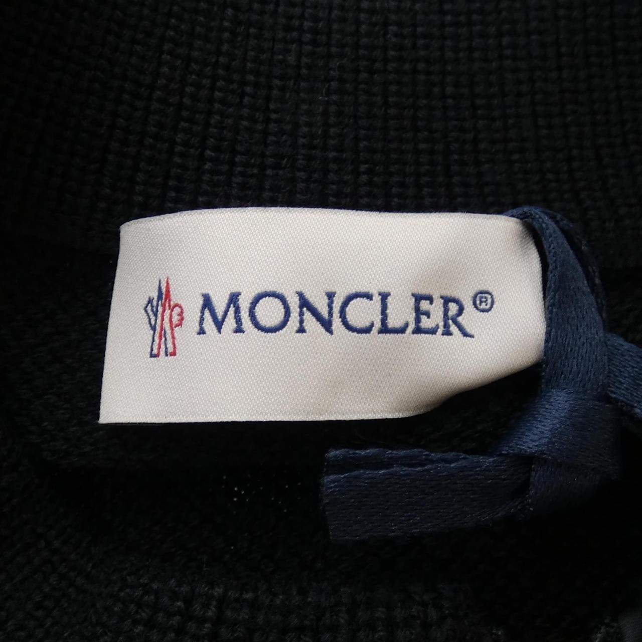 【新品】モンクレール MONCLER K20939B00036 ダウンジャケット