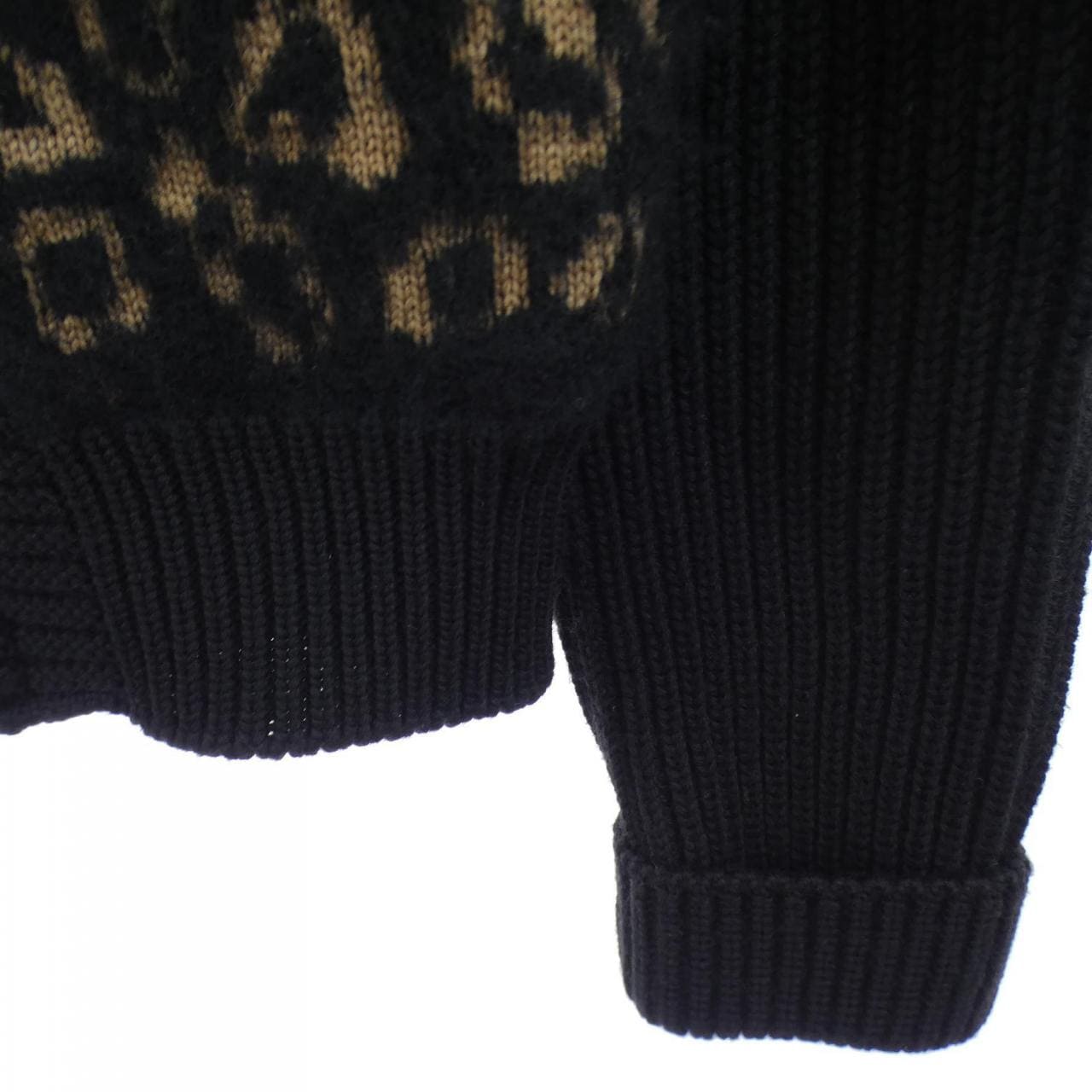 ヴェルサーチェ VERSACE A80639 カーディガン