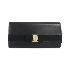 サルヴァトーレフェラガモ 22 E008 財布