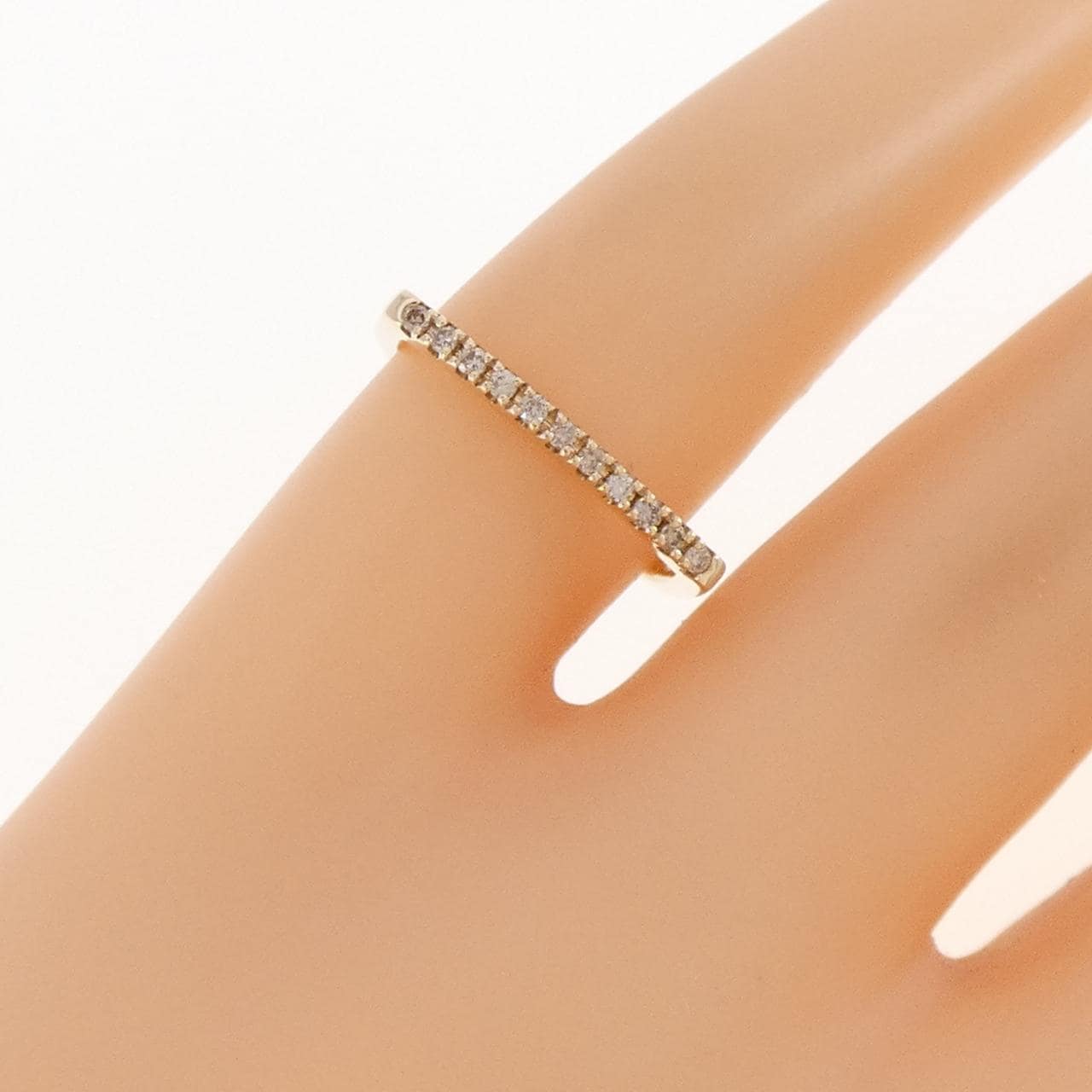 ヒロタカ Uシェープ リング 0.05CT