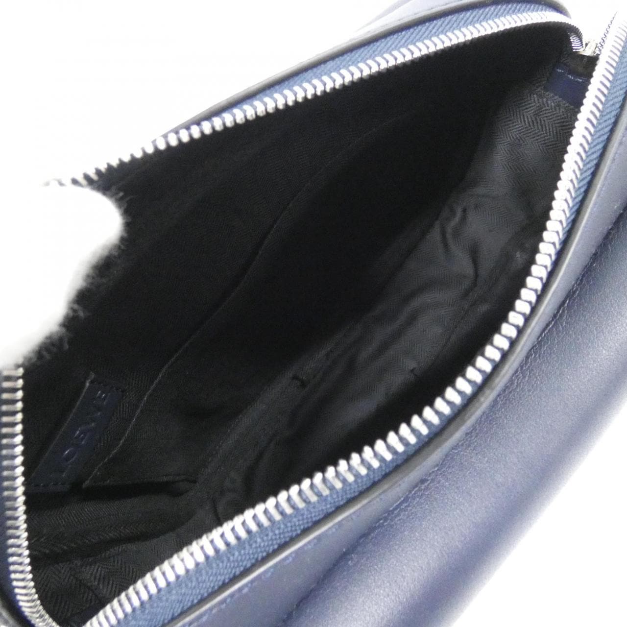 【新品】ロエベ ミリタリー メッセンジャー XS B553A72X27 ショルダーバッグ