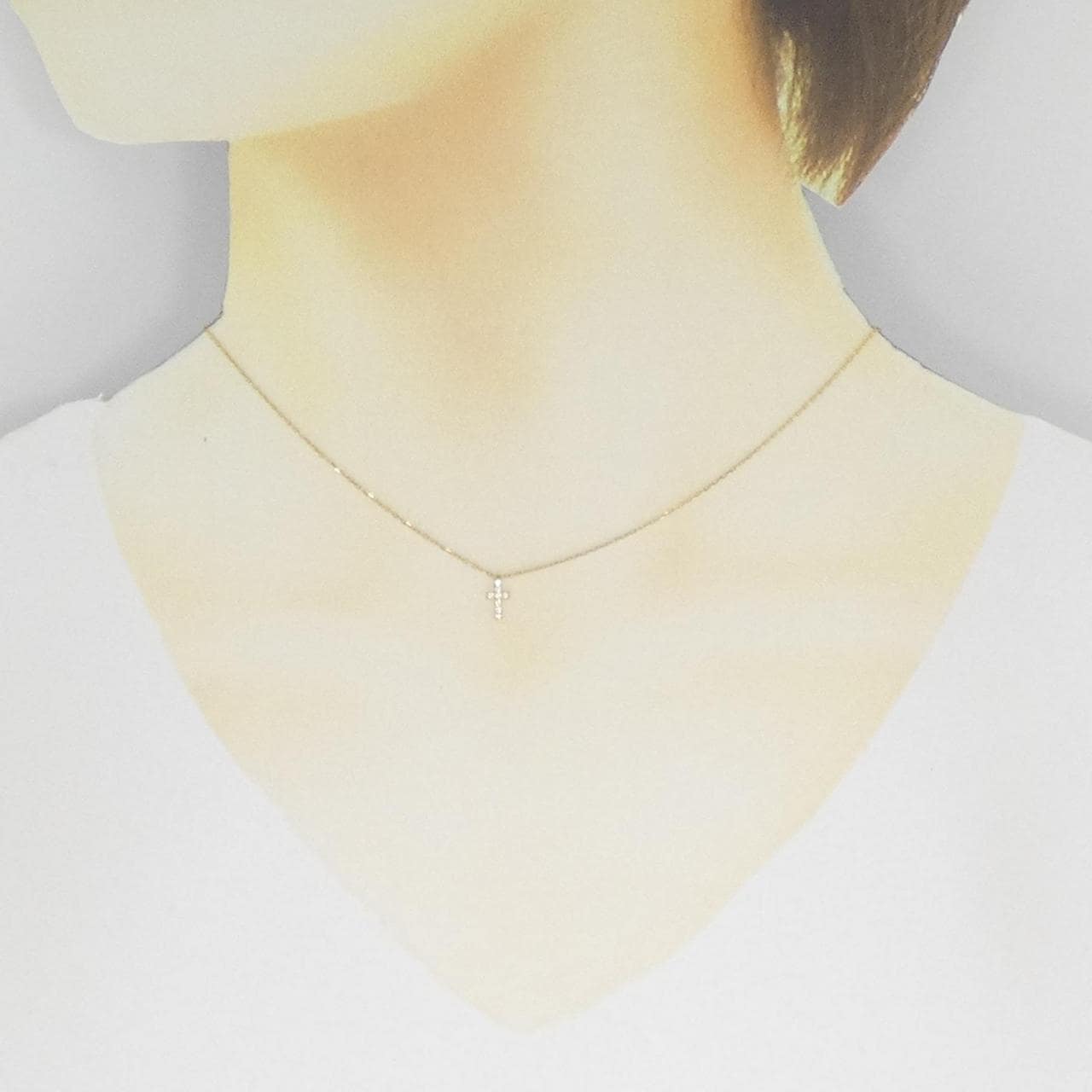 アーカー クロスパヴェ ネックレス 0.05CT