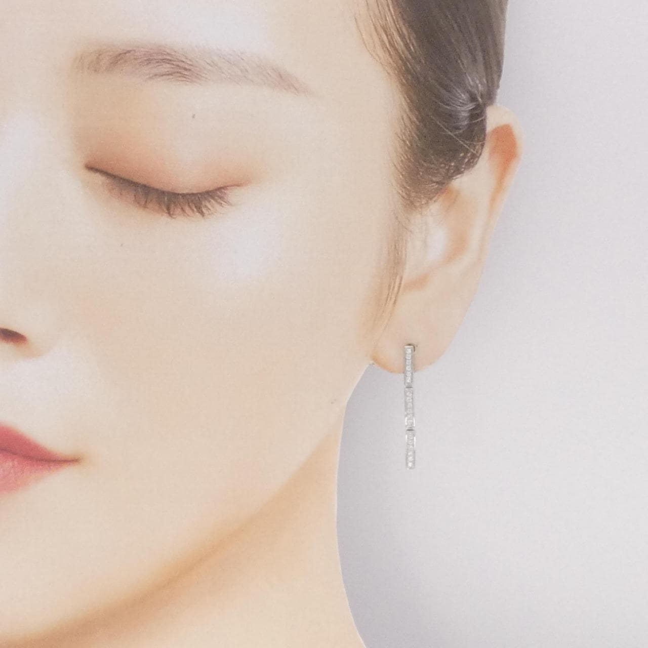 K18WG ダイヤモンド ピアス 0.22CT