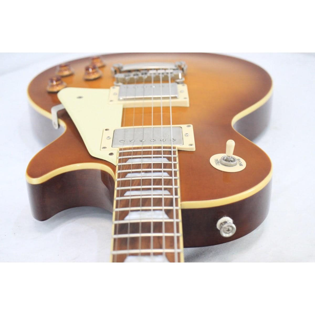 ＥＰＩＰＨＯＮＥ　　ＬＴＤ　ＬＥＳ　ＰＡＵＬ　ＳＴＤ　ＬＩＴＥ