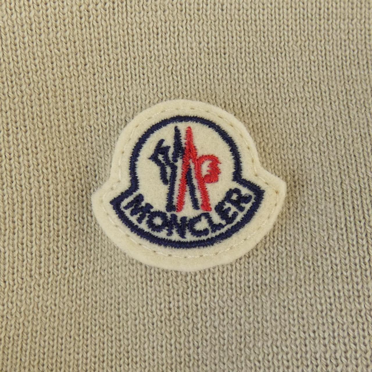 【新品】モンクレール MONCLER K20939B00024 ダウンジャケット