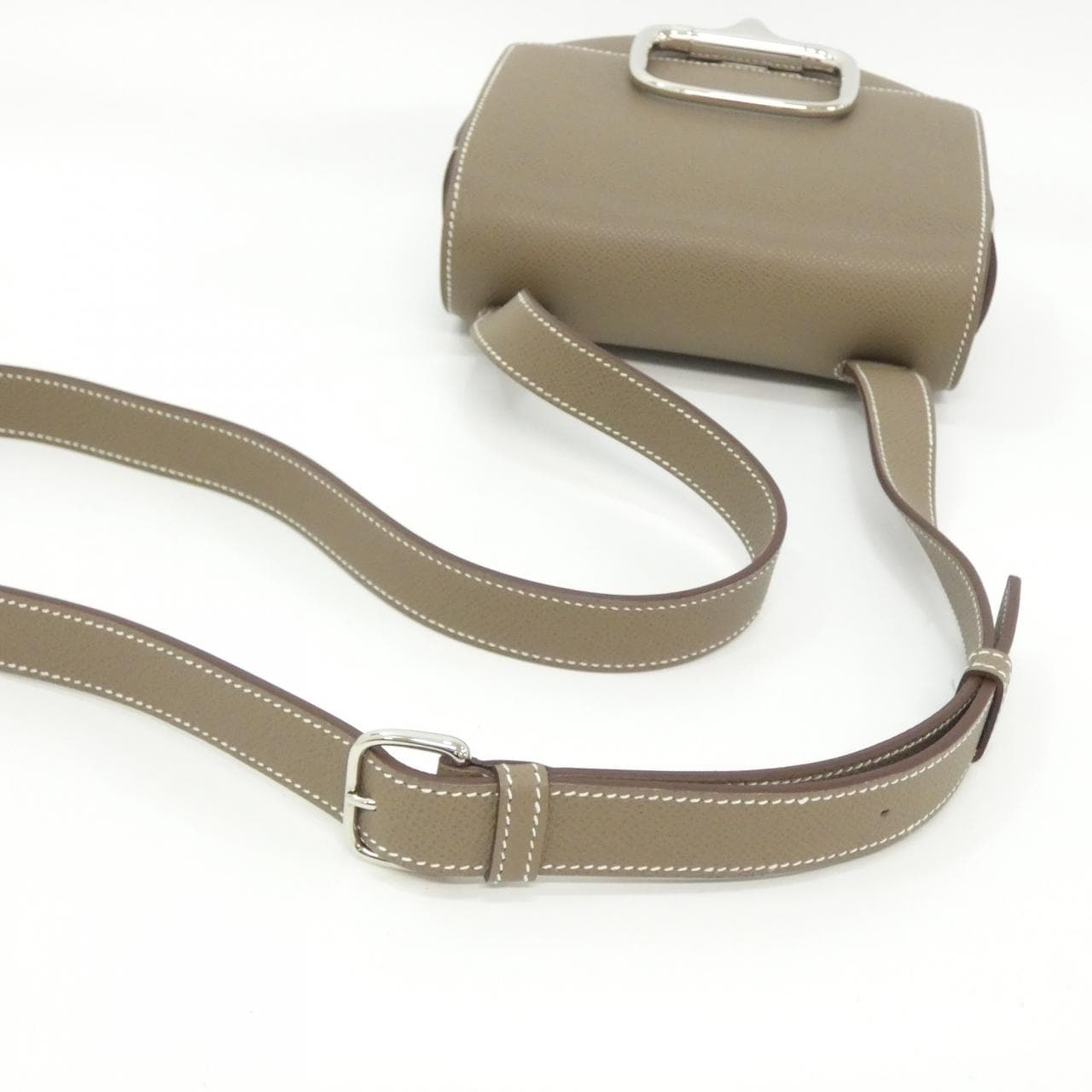 エルメス デッラ カヴァッレリア2 085367CK ショルダーバッグ