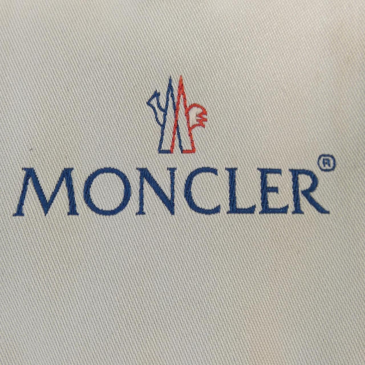 MONCLER蒙克勒羽絨服
