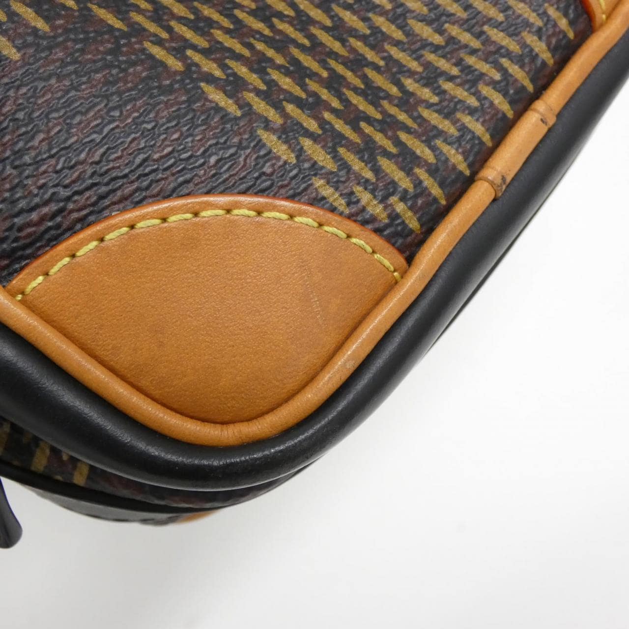 LOUIS VUITTON Damier Giant (LV Squared) Amazon Messenger N40357 Shoulder Bag