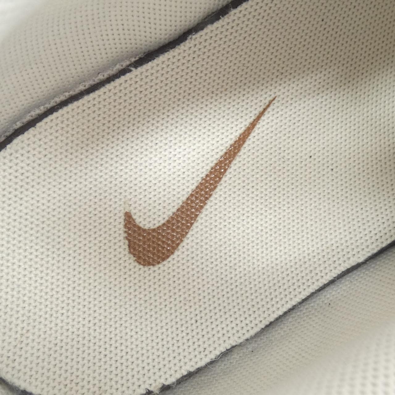 ナイキ NIKE CD6406-106 スニーカー