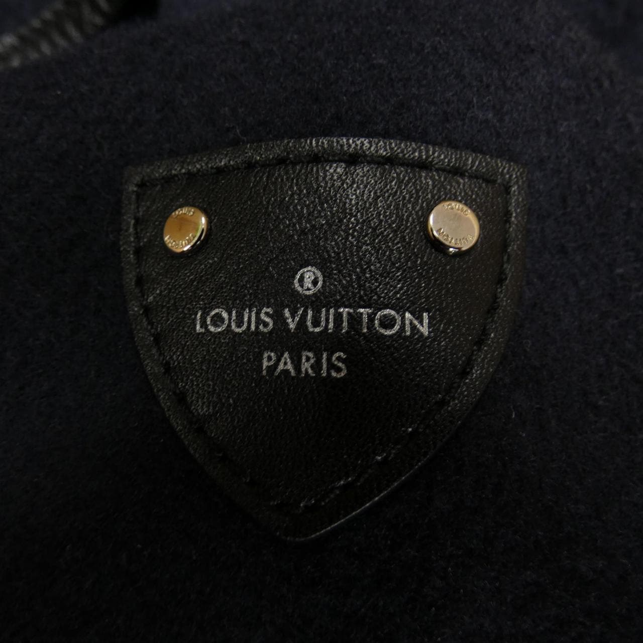 LOUIS VUITTON路易威登大衣