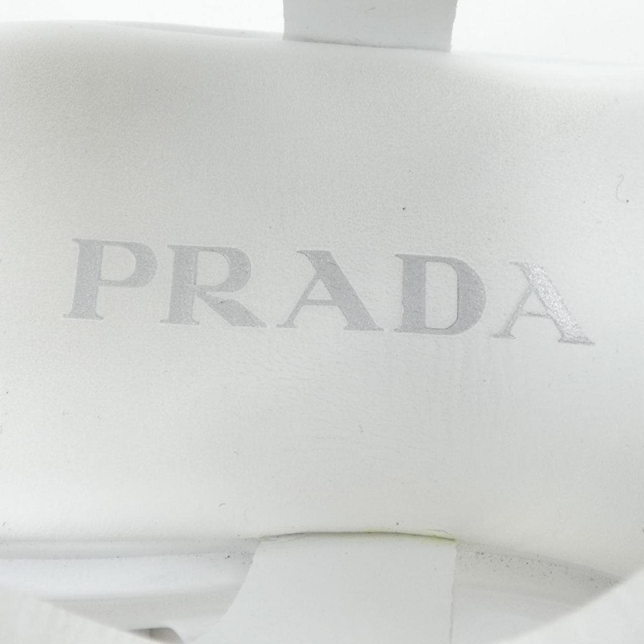 プラダ PRADA トライアングルロゴ モノリス 1X853M フォームラバー サンダル