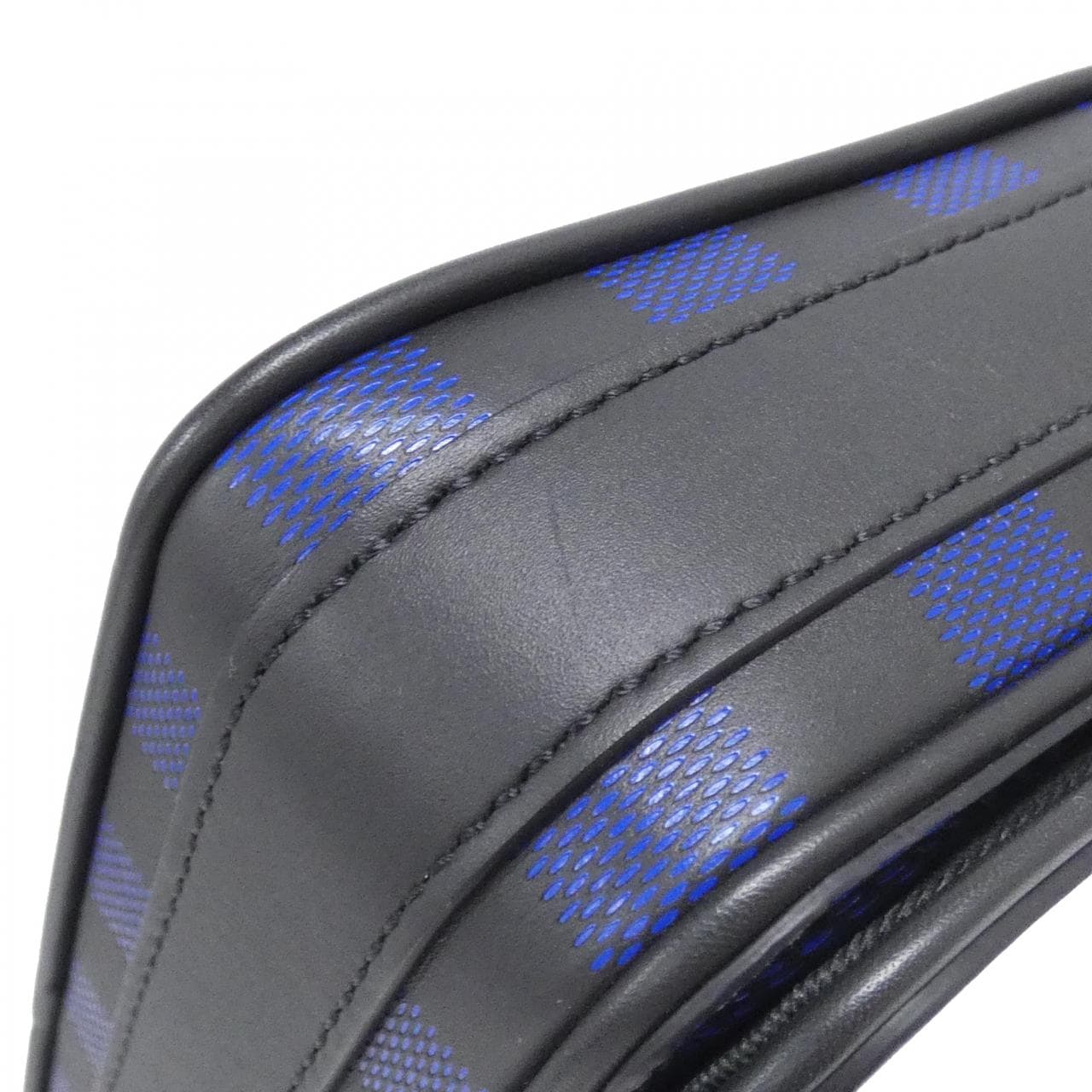 ルイヴィトン ダミエ アンフィニ 3D ステュディオ メッセンジャー N50037 ショルダーバッグ