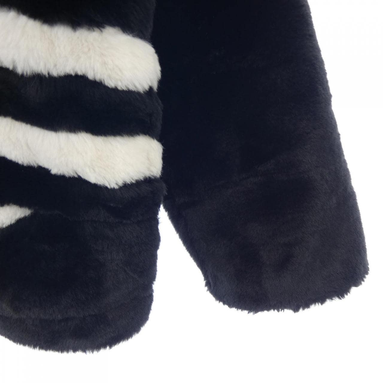 アディダス ADIDAS HC0323 ジャケット