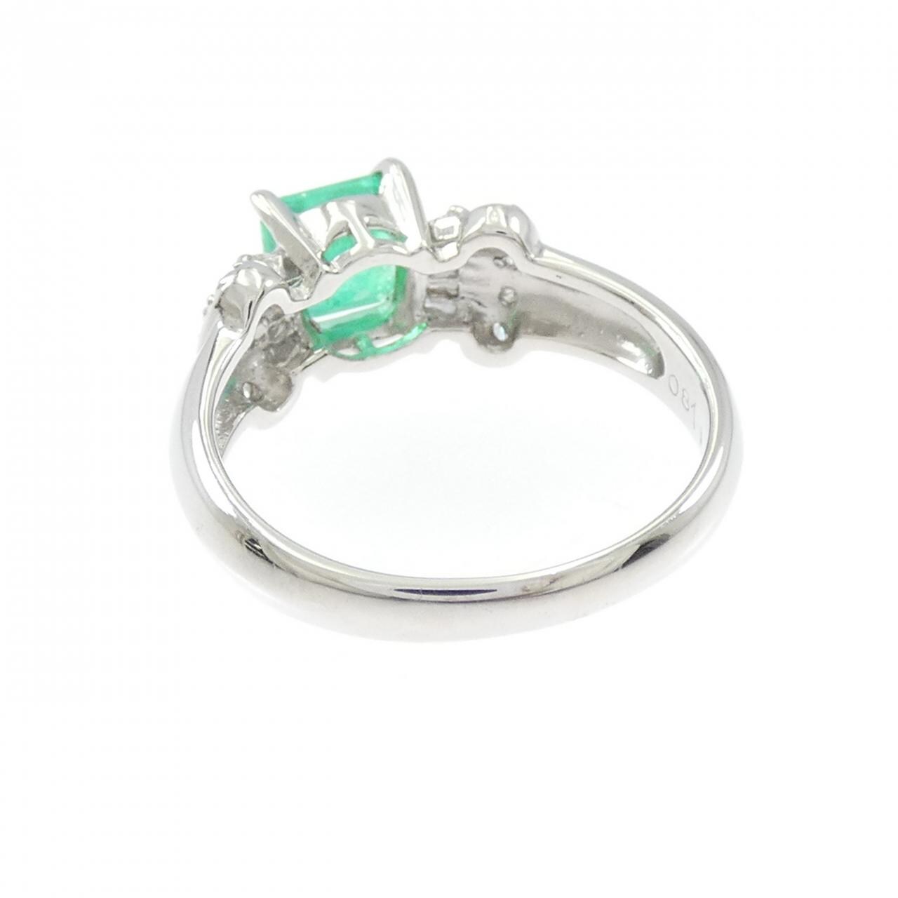 PT900 エメラルド リング 0.81CT