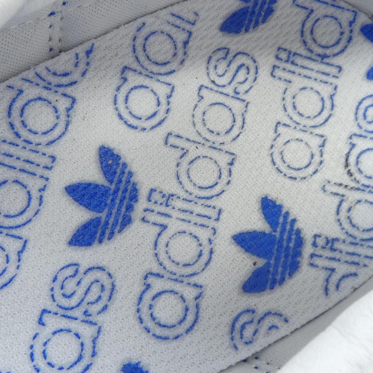 アディダス ADIDAS シューズ