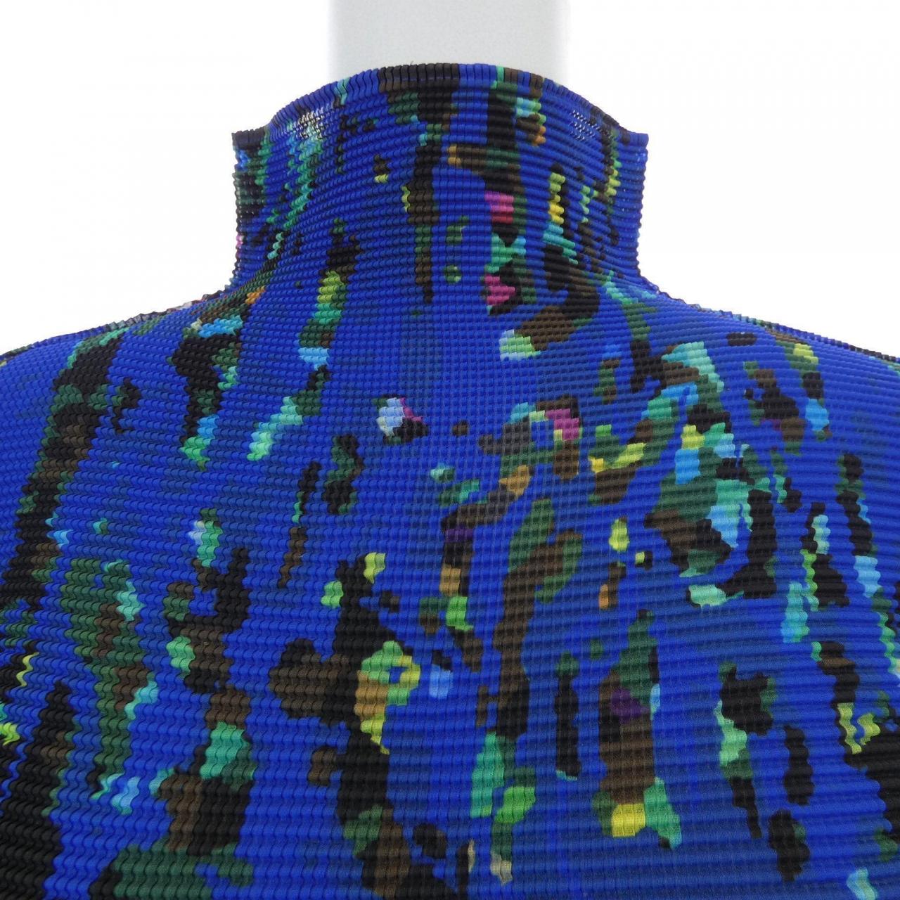 ミーイッセイミヤケ me ISSEY MIYAKE MI73FJ541 トップス