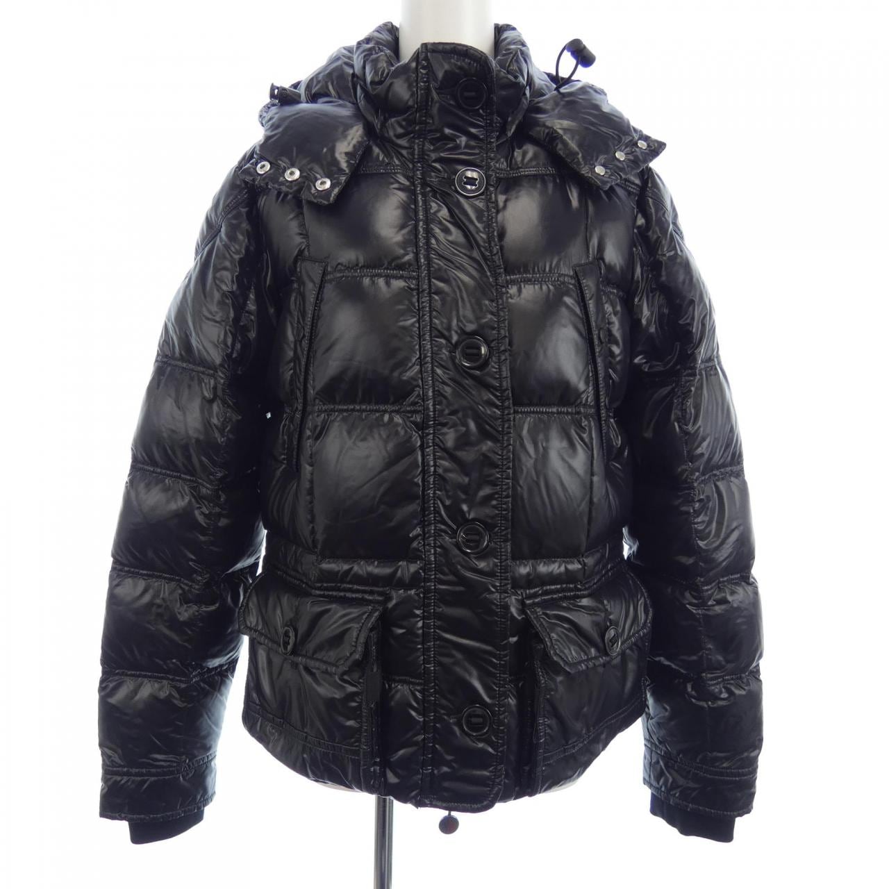 モンクレール MONCLER ダウンジャケット