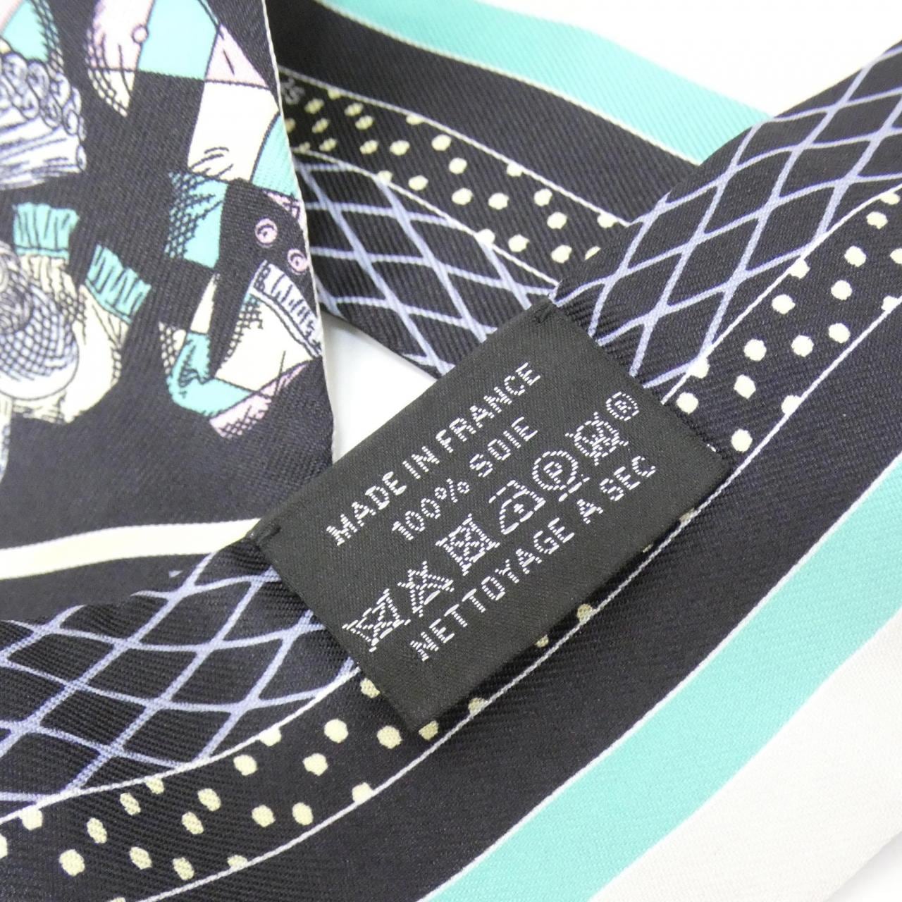 エルメス GRAND THEATRE NOUVEAU ツイリー 063761S スカーフ