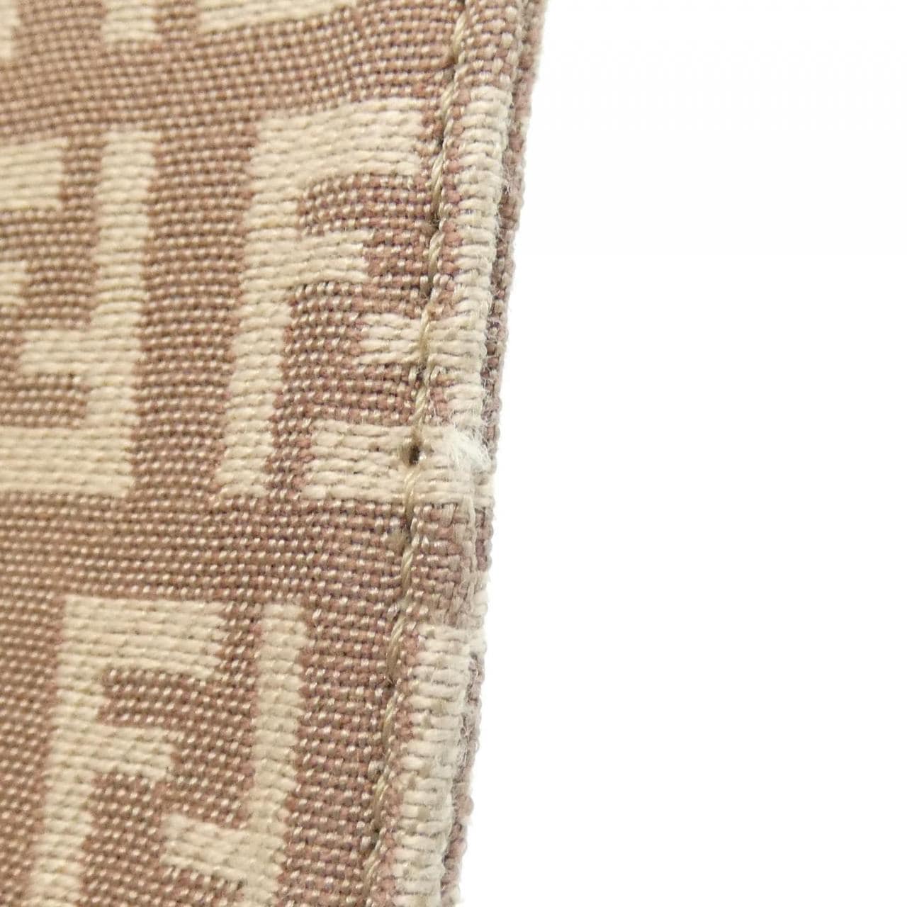 【ヴィンテージ】フェンディ 8BR001 LPN ショルダーバッグ