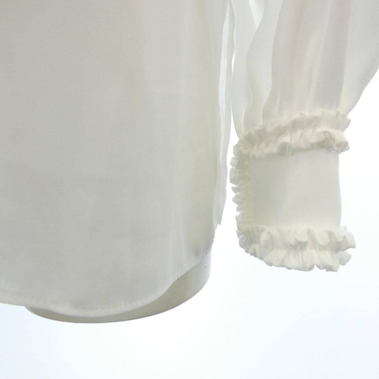 シーニュ Cygne シャツ