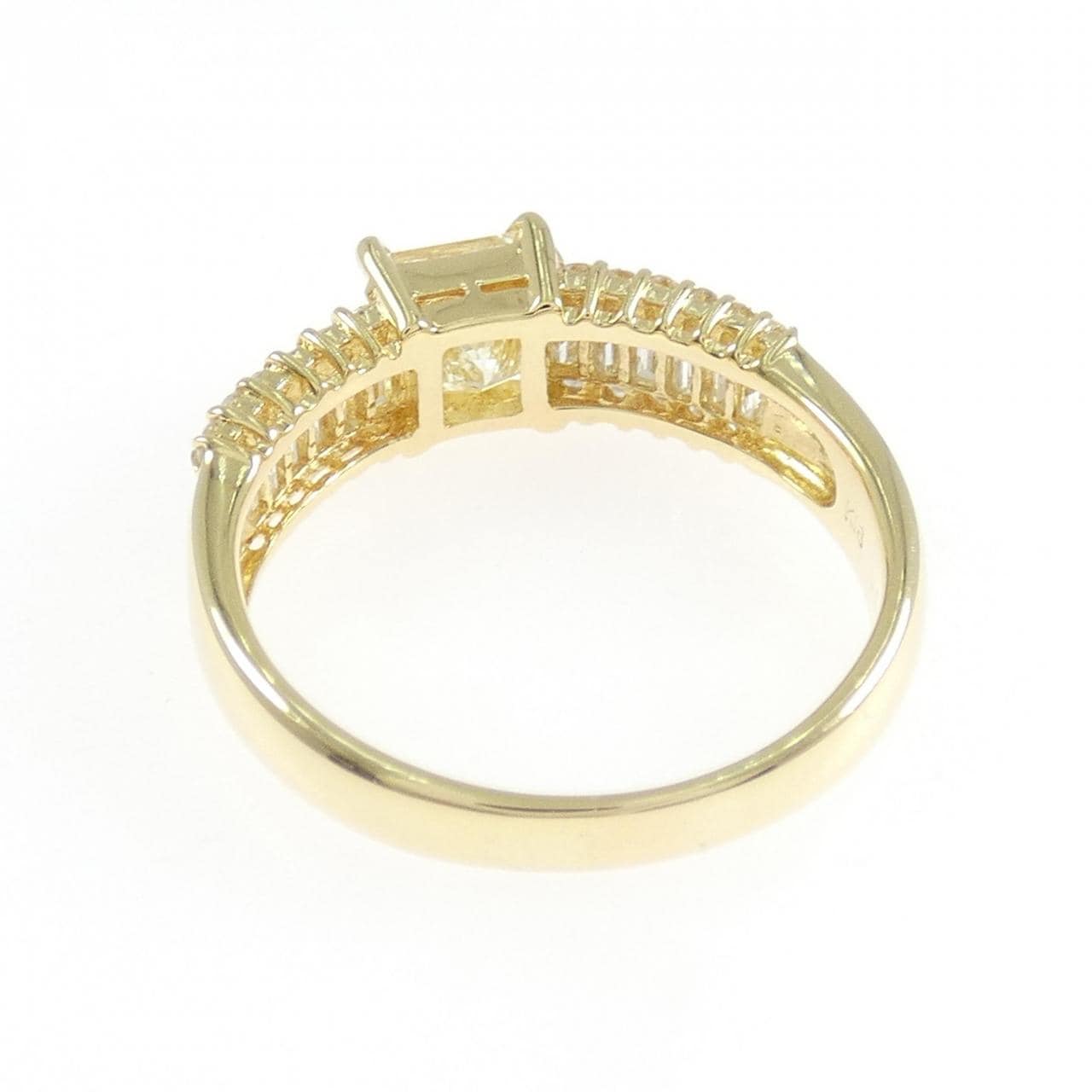 K18YG ダイヤモンド リング 0.861CT