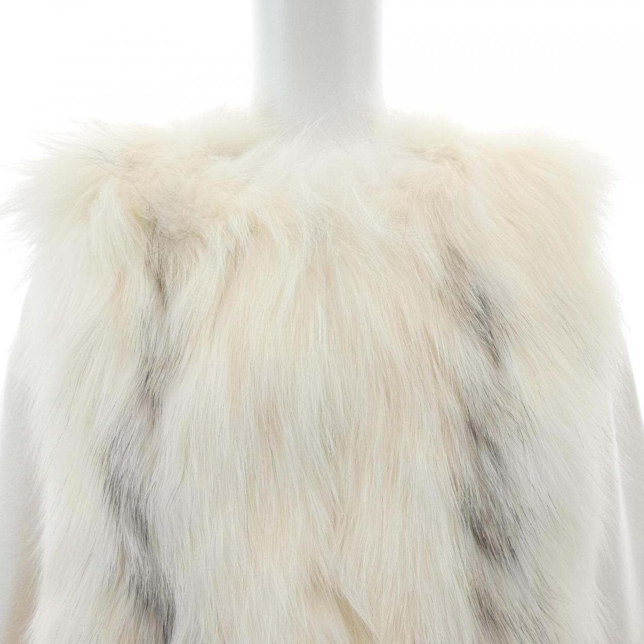 フェンディ FENDI FF8206 W18 コート