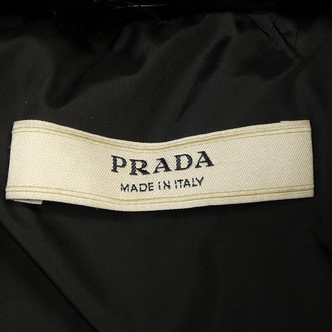 プラダ PRADA ダウンジャケット