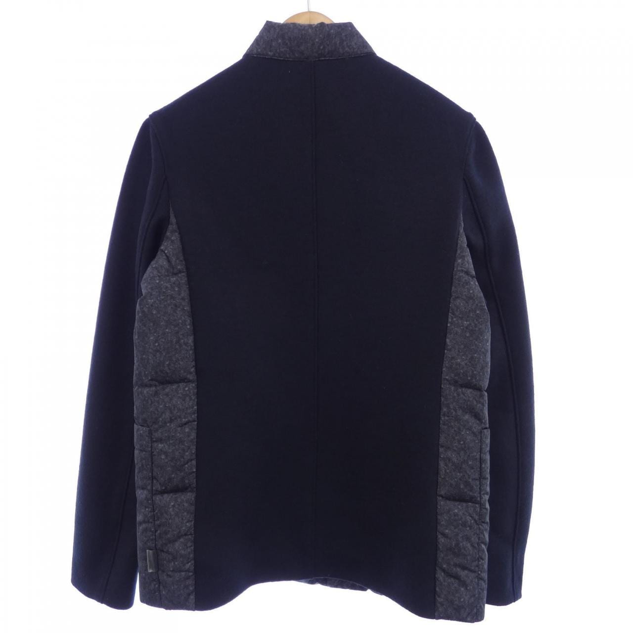 アルマーニコレツィオーニ ARMANI collezioni ダウンジャケット