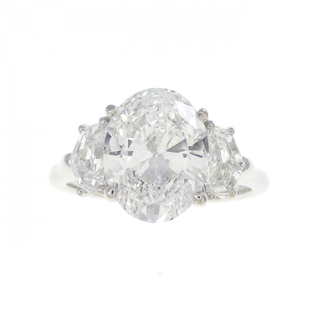 PT950 ダイヤモンド リング 2.064CT D VVS1 オーバルカット